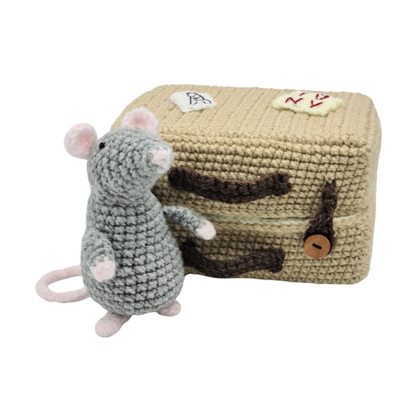 Mouse in a suitcase - Image 4